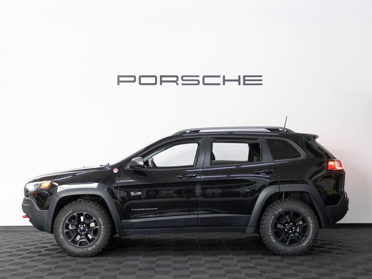 2020 Jeep Cherokee Trailhawk
