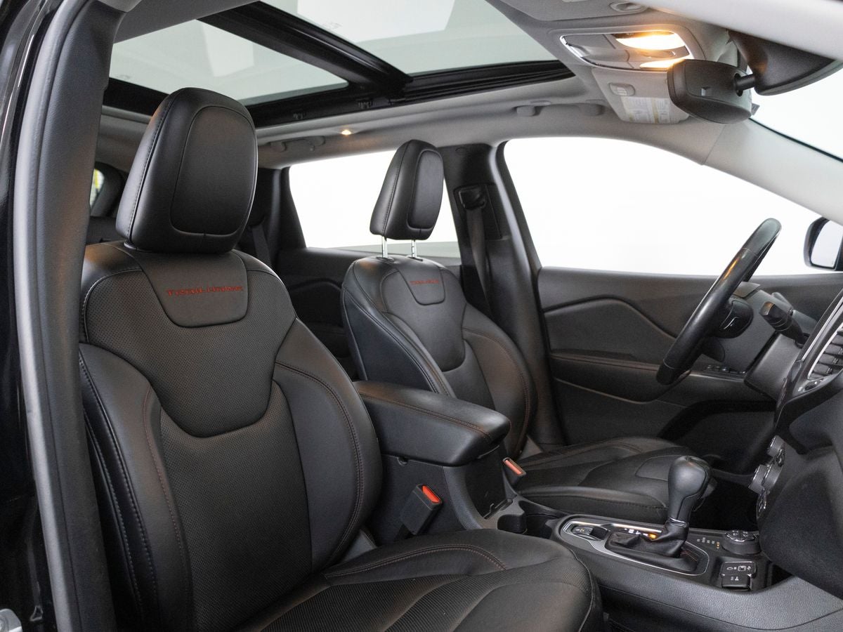 2020 Jeep Cherokee Trailhawk
