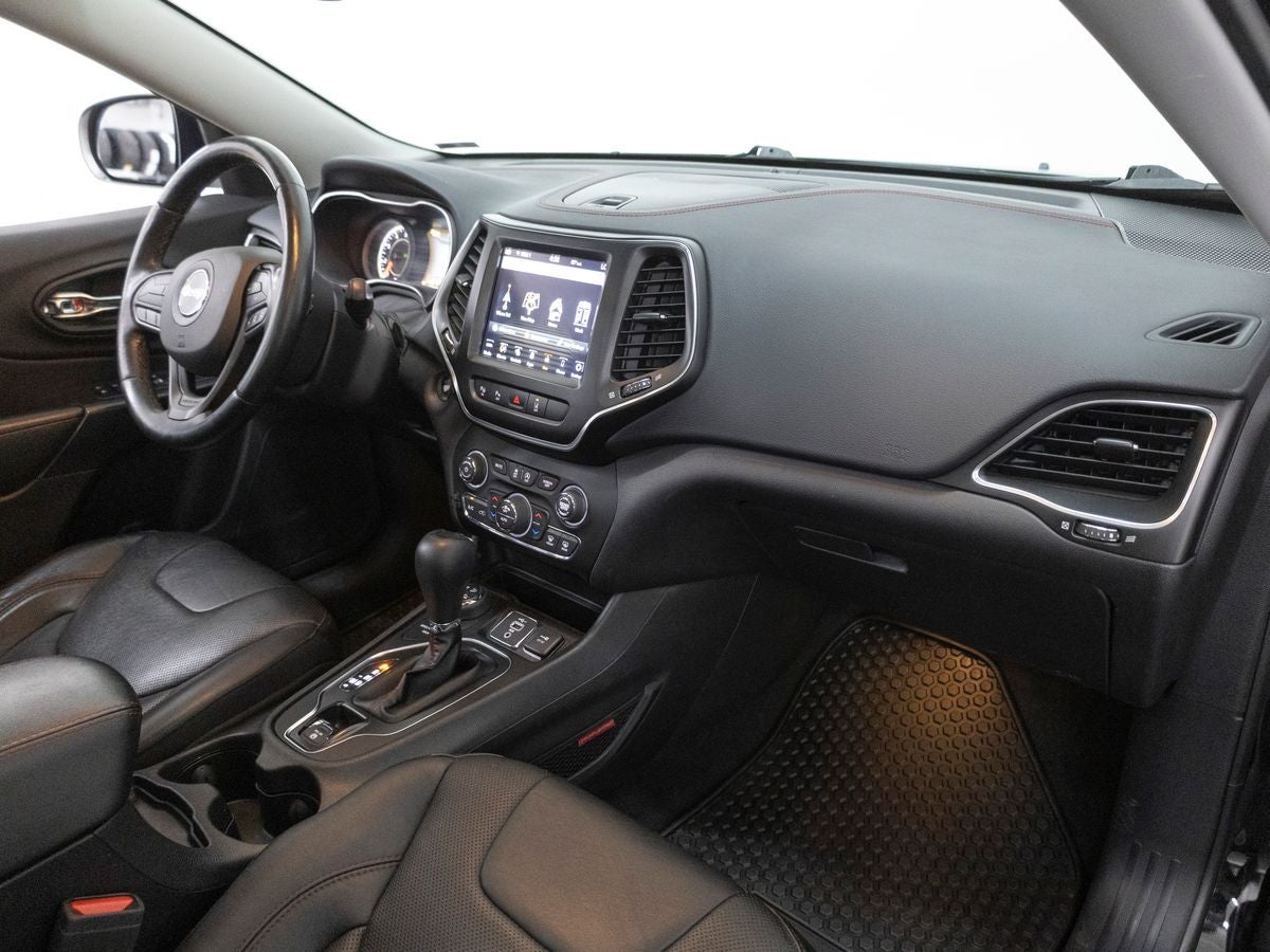 2020 Jeep Cherokee Trailhawk