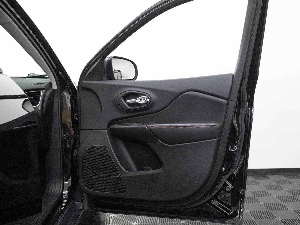 2020 Jeep Cherokee Trailhawk