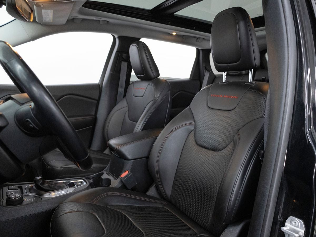 2020 Jeep Cherokee Trailhawk