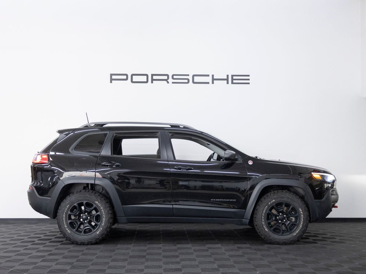 2020 Jeep Cherokee Trailhawk