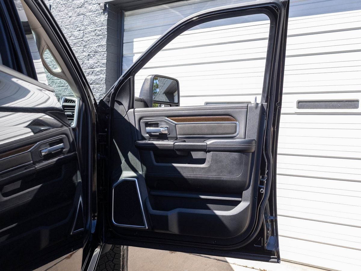 2024 RAM 3500 Laramie