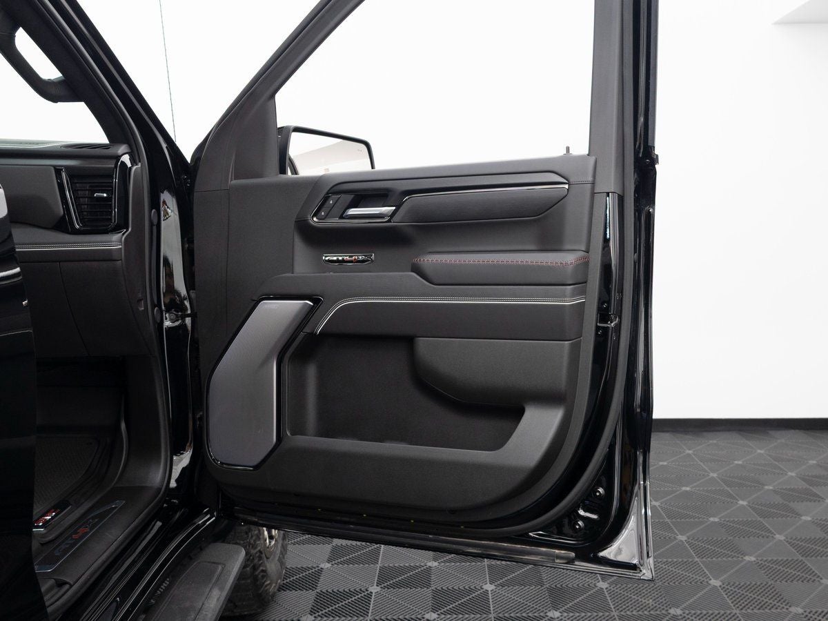 2025 GMC Sierra 1500 AT4X