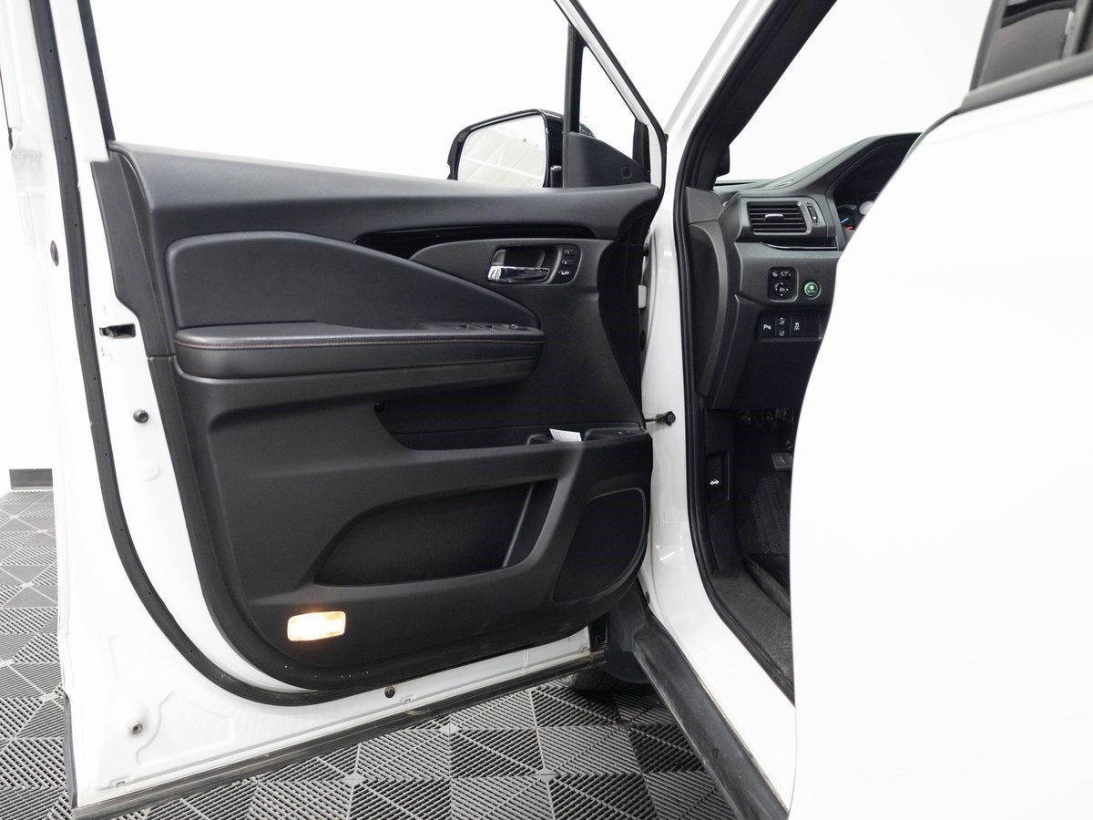 2021 Honda Pilot Black Edition