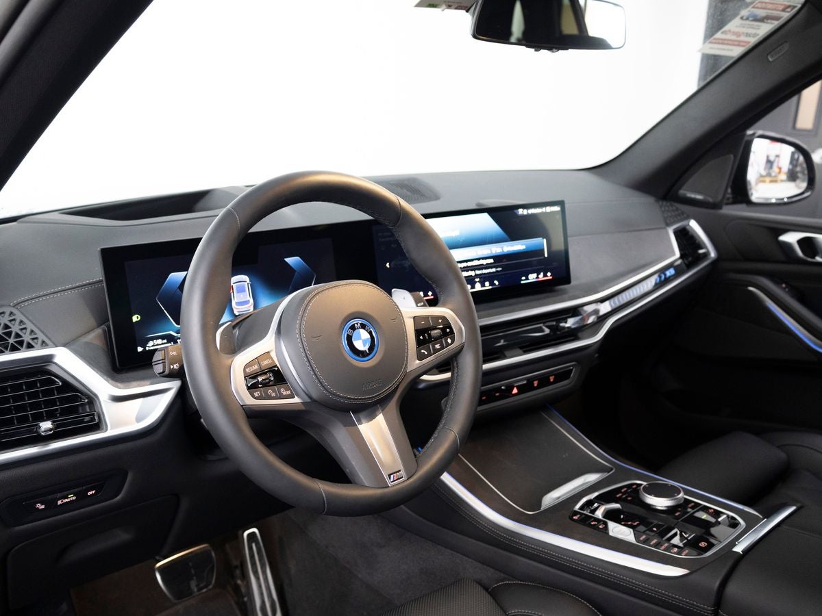 2025 BMW X5 xDrive50e