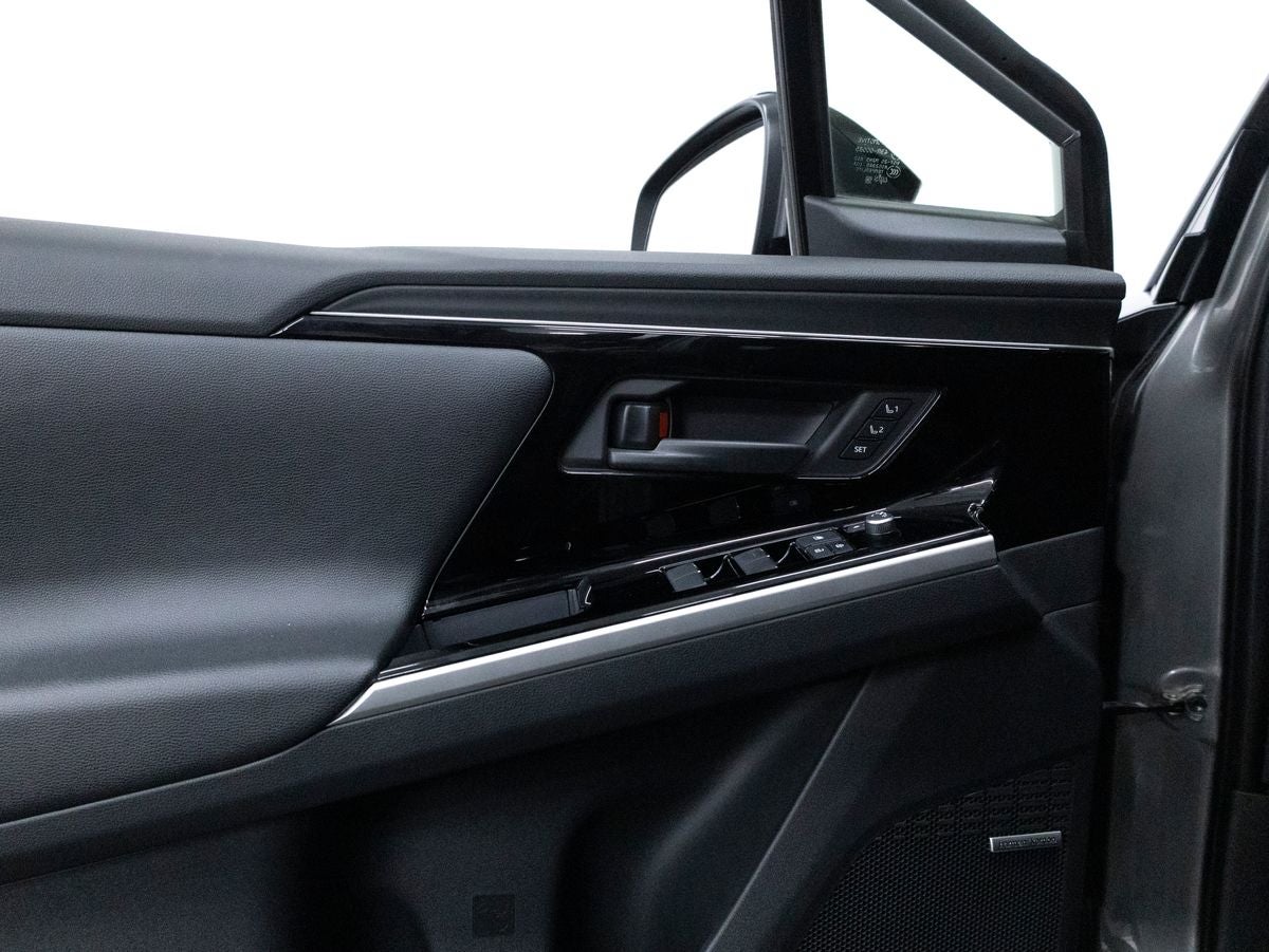 2024 Subaru Solterra Limited