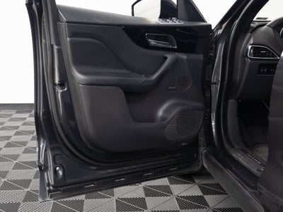 2018 Jaguar F-PACE 25t Premium