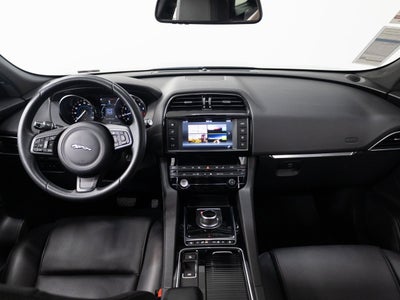 2018 Jaguar F-PACE 25t Premium