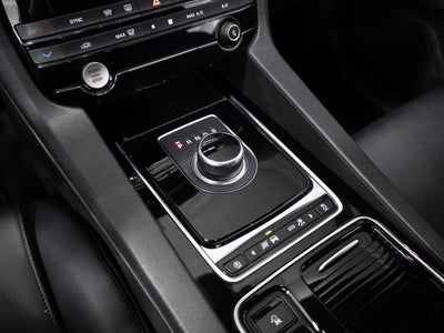 2018 Jaguar F-PACE 25t Premium