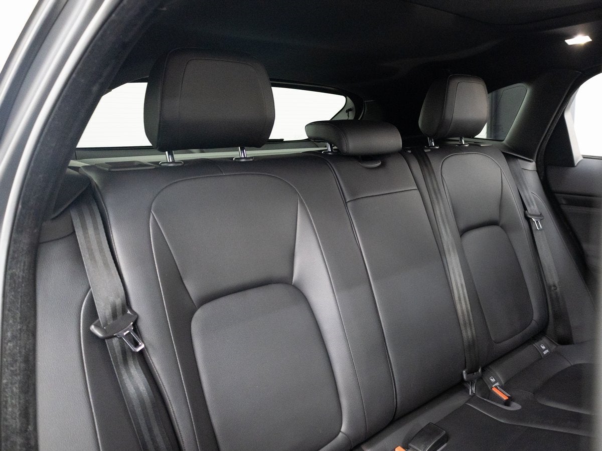 2018 Jaguar F-PACE 25t Premium