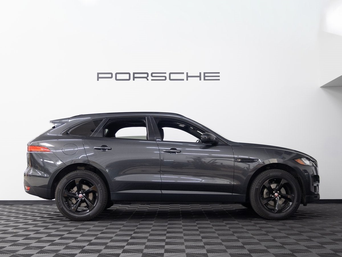 2018 Jaguar F-PACE 25t Premium