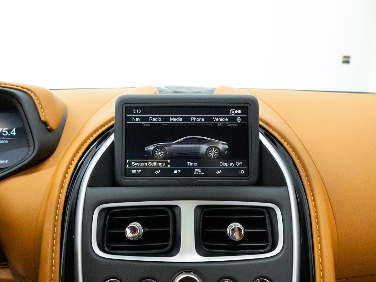 2017 Aston Martin DB11 Base