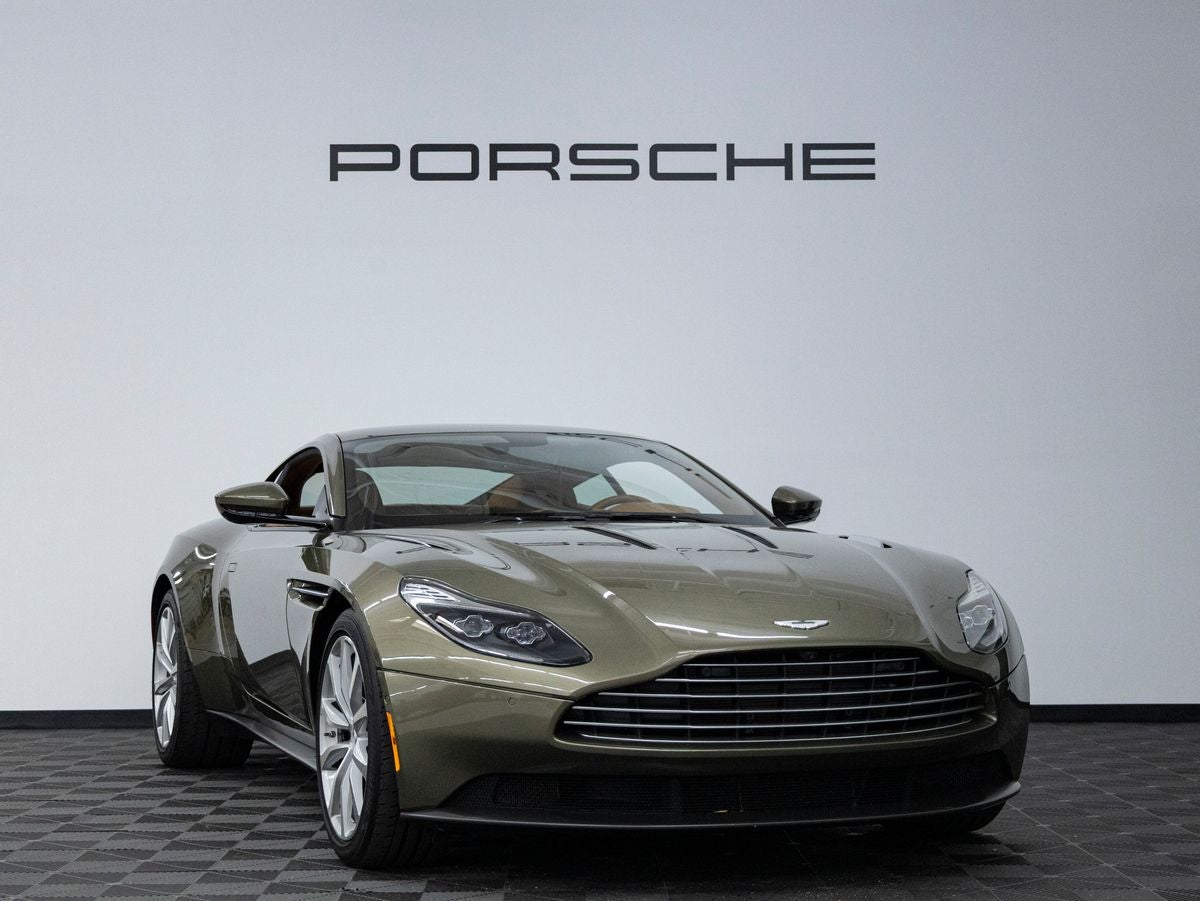 2017 Aston Martin DB11 Base