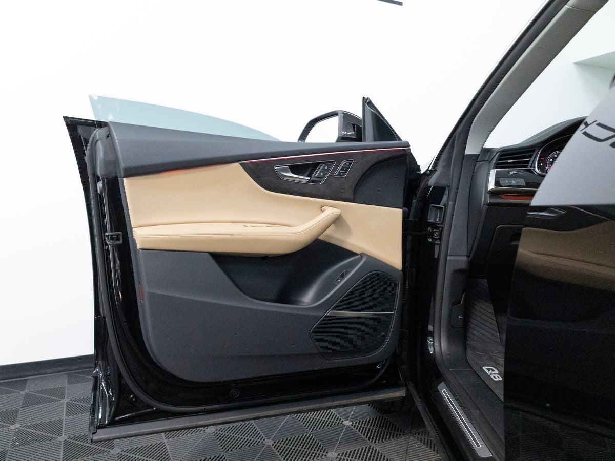 2023 Audi Q8 55 Premium Plus quattro