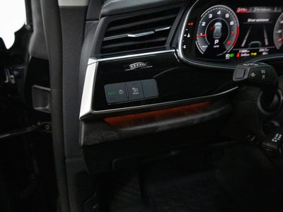 2023 Audi Q8 55 Premium Plus quattro