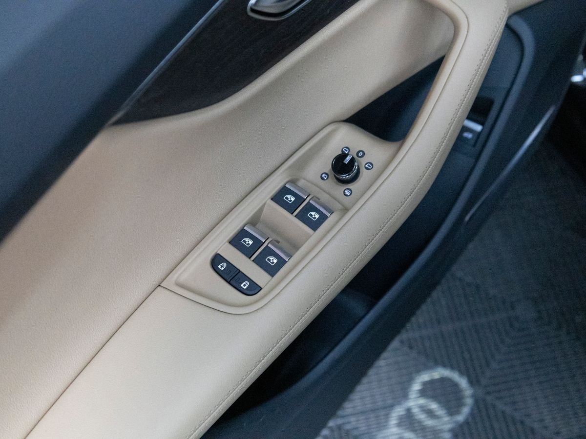 2023 Audi Q8 55 Premium Plus quattro