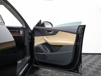 2023 Audi Q8 55 Premium Plus quattro