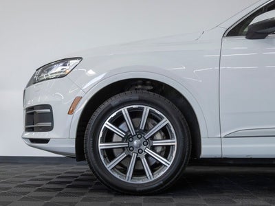 2019 Audi Q7 55 Premium Plus quattro