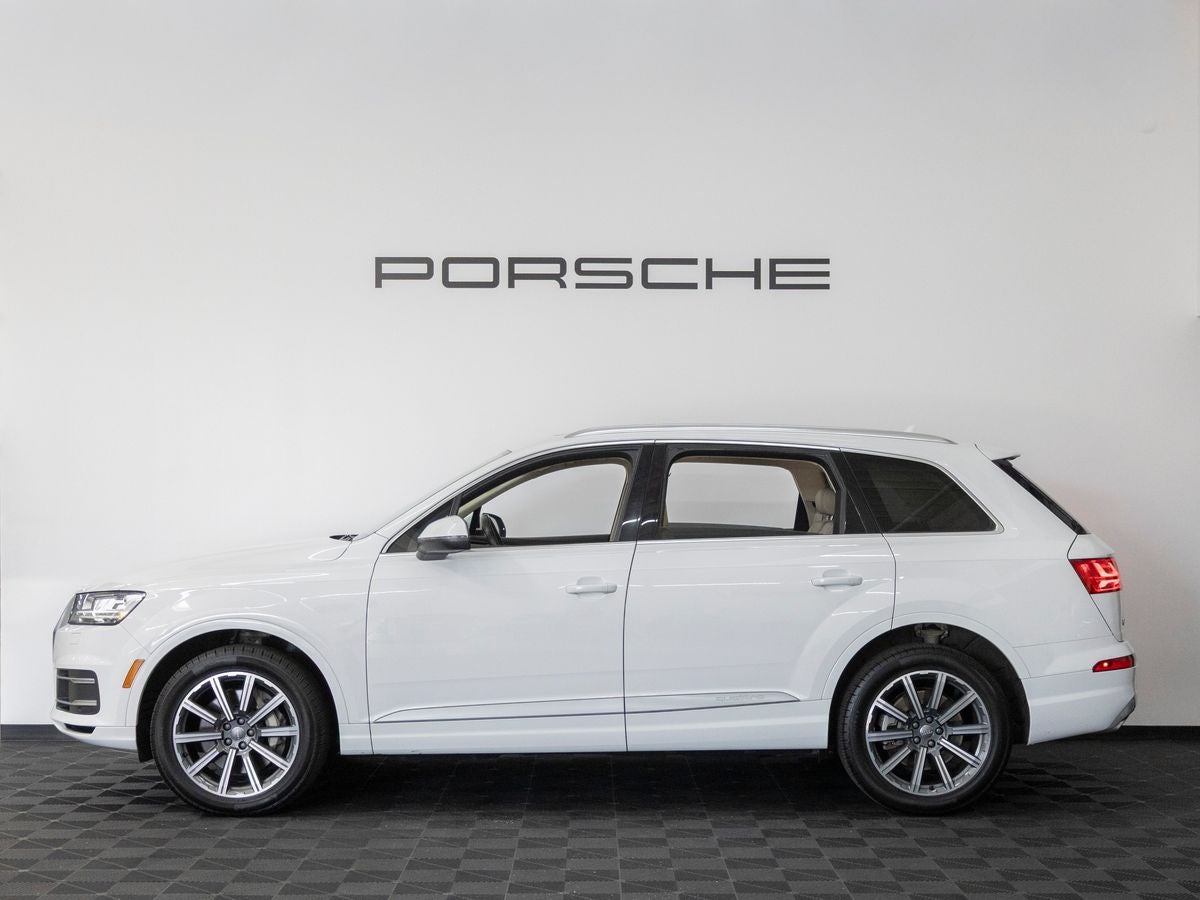2019 Audi Q7 55 Premium Plus quattro
