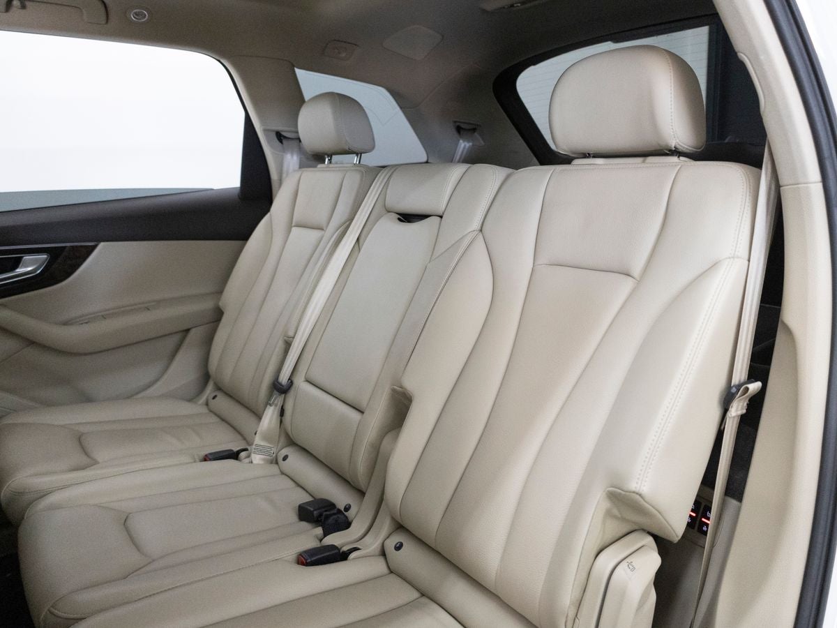 2019 Audi Q7 55 Premium Plus quattro