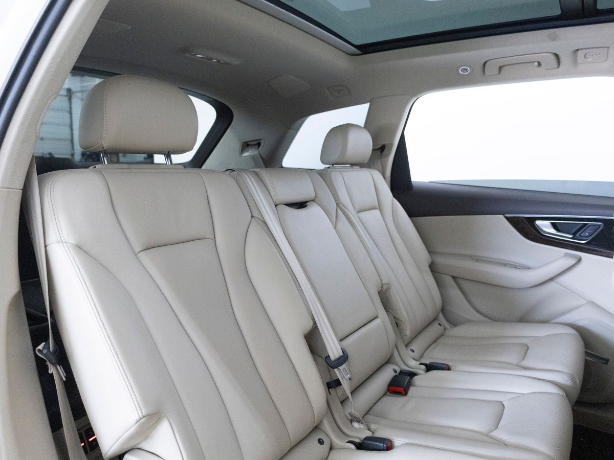 2019 Audi Q7 55 Premium Plus quattro
