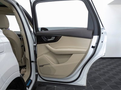 2019 Audi Q7 55 Premium Plus quattro