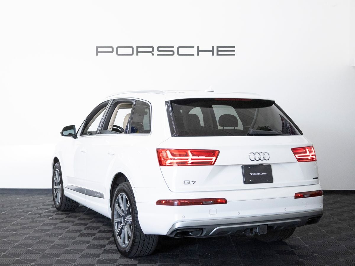 2019 Audi Q7 55 Premium Plus quattro