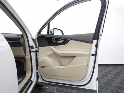 2019 Audi Q7 55 Premium Plus quattro