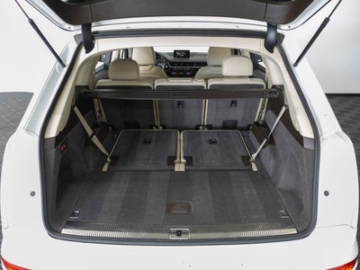 2019 Audi Q7 55 Premium Plus quattro
