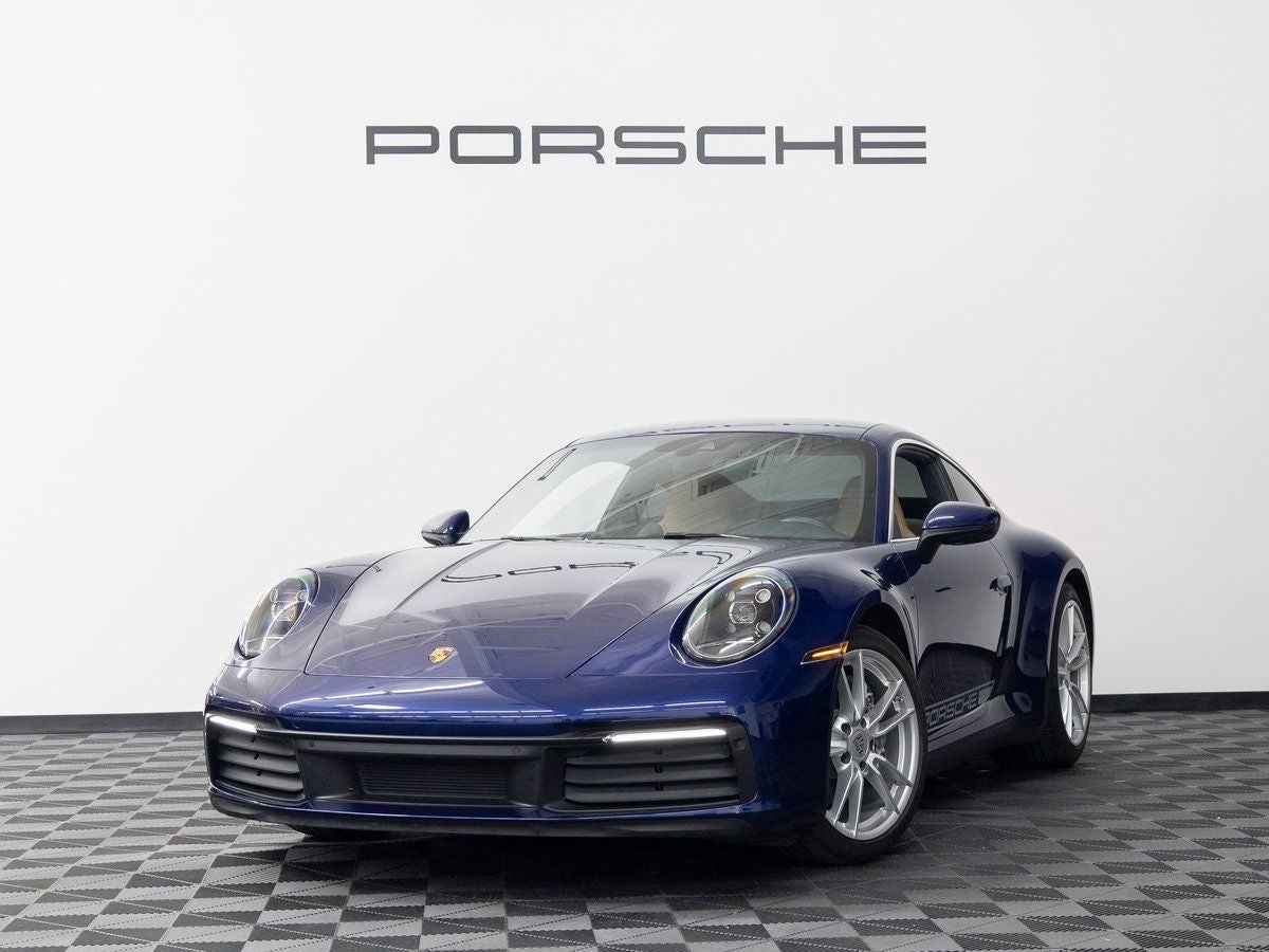 2022 Porsche 911 Carrera