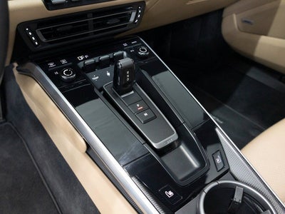 2022 Porsche 911 Carrera