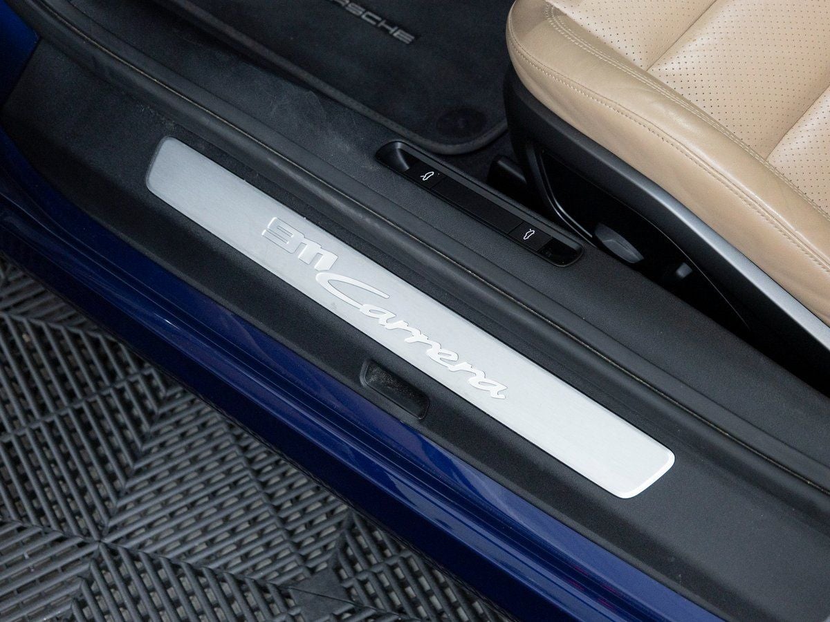 2022 Porsche 911 Carrera