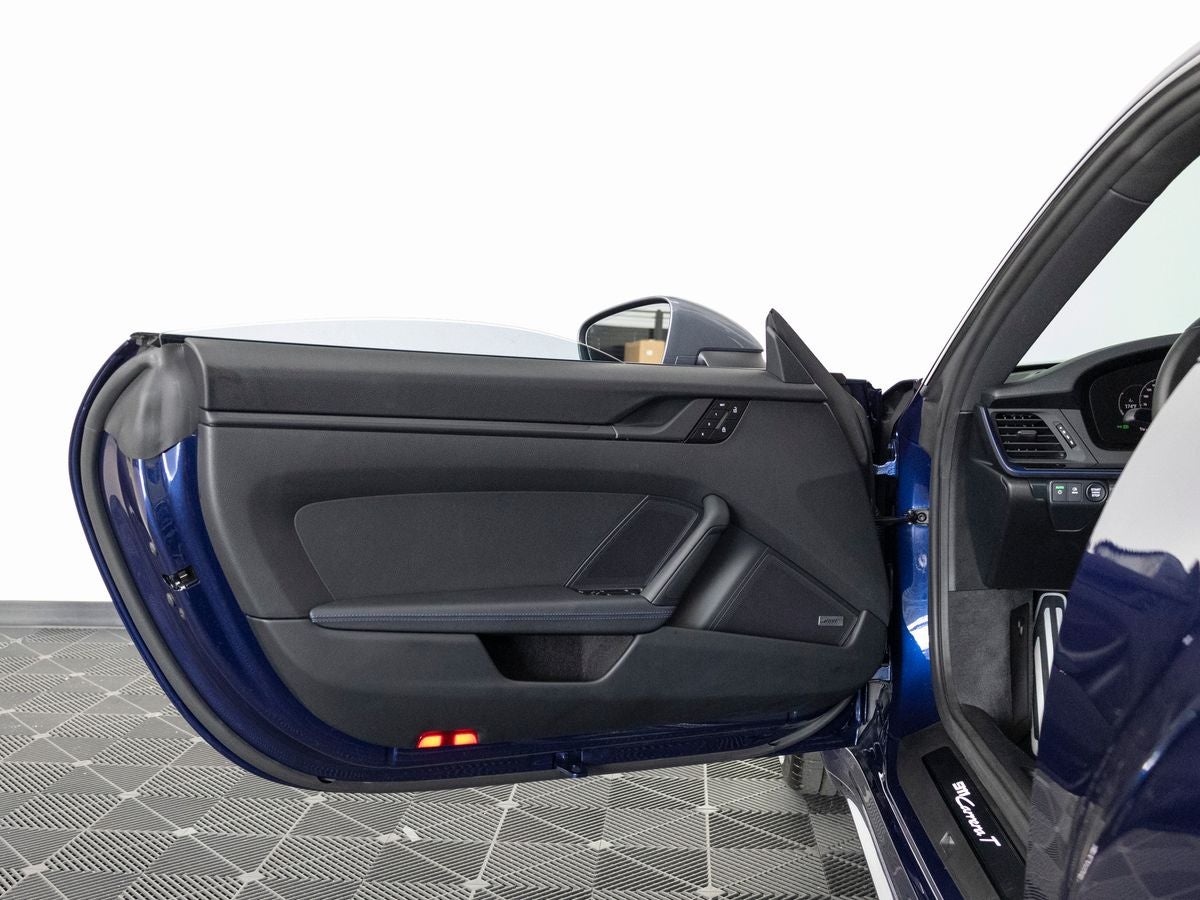 2025 Porsche 911 911 Carrera T