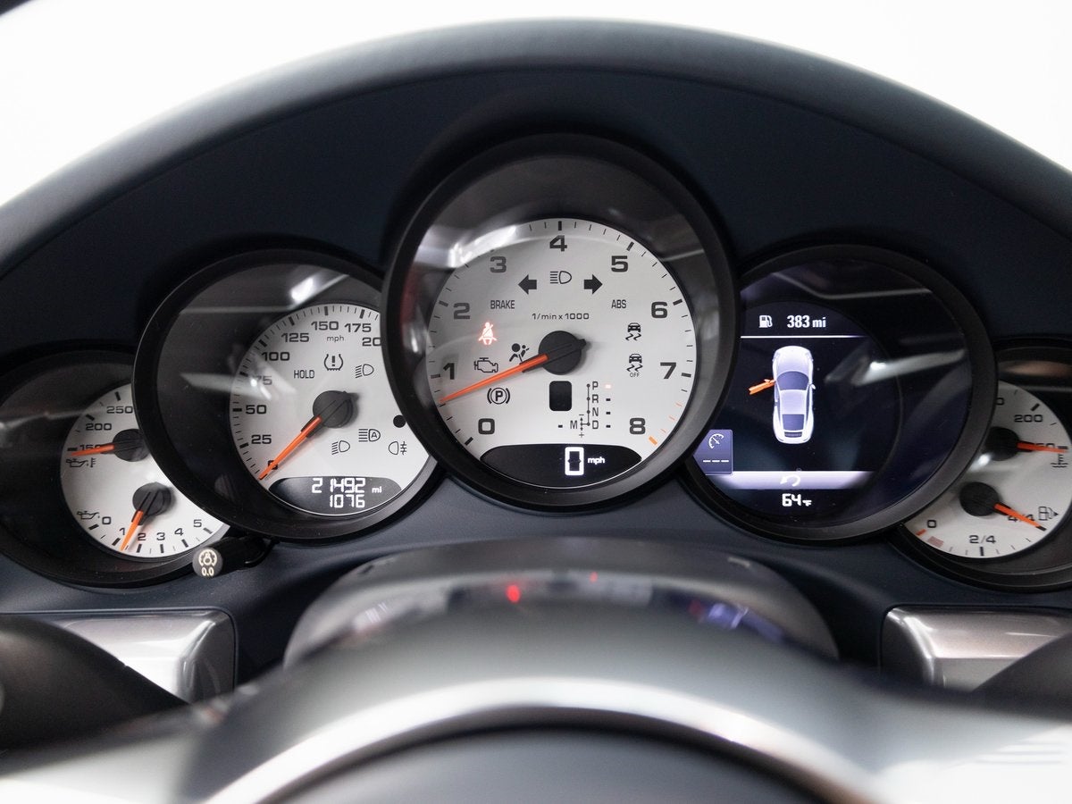 2018 Porsche 911 Carrera