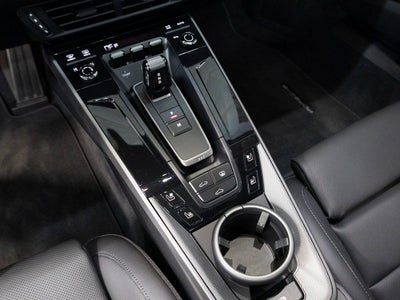 2025 Porsche 911 Carrera