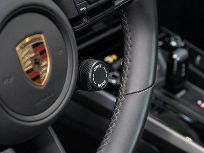 2025 Porsche 911 Carrera