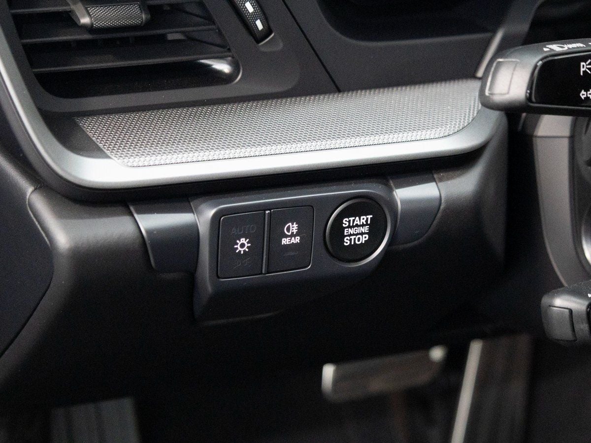 2025 Porsche 911 Carrera