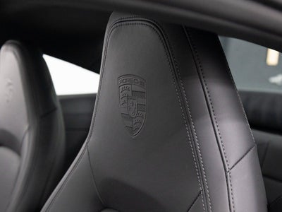 2025 Porsche 911 Carrera