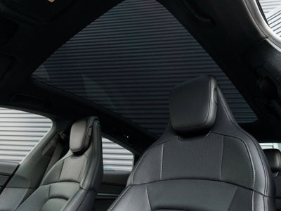 2025 Porsche Taycan 4