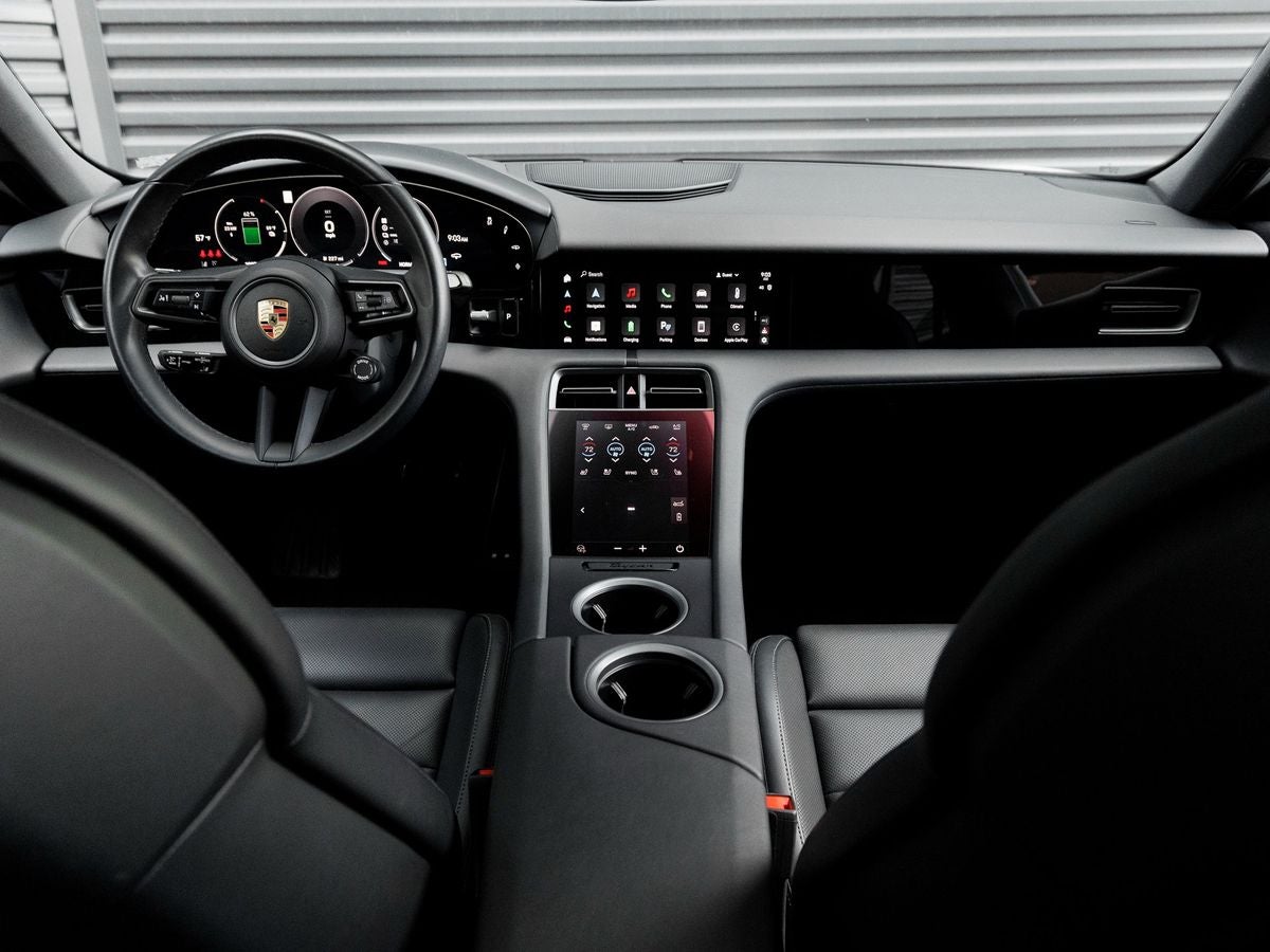 2025 Porsche Taycan 4