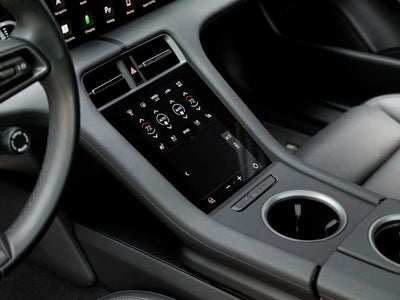 2025 Porsche Taycan 4