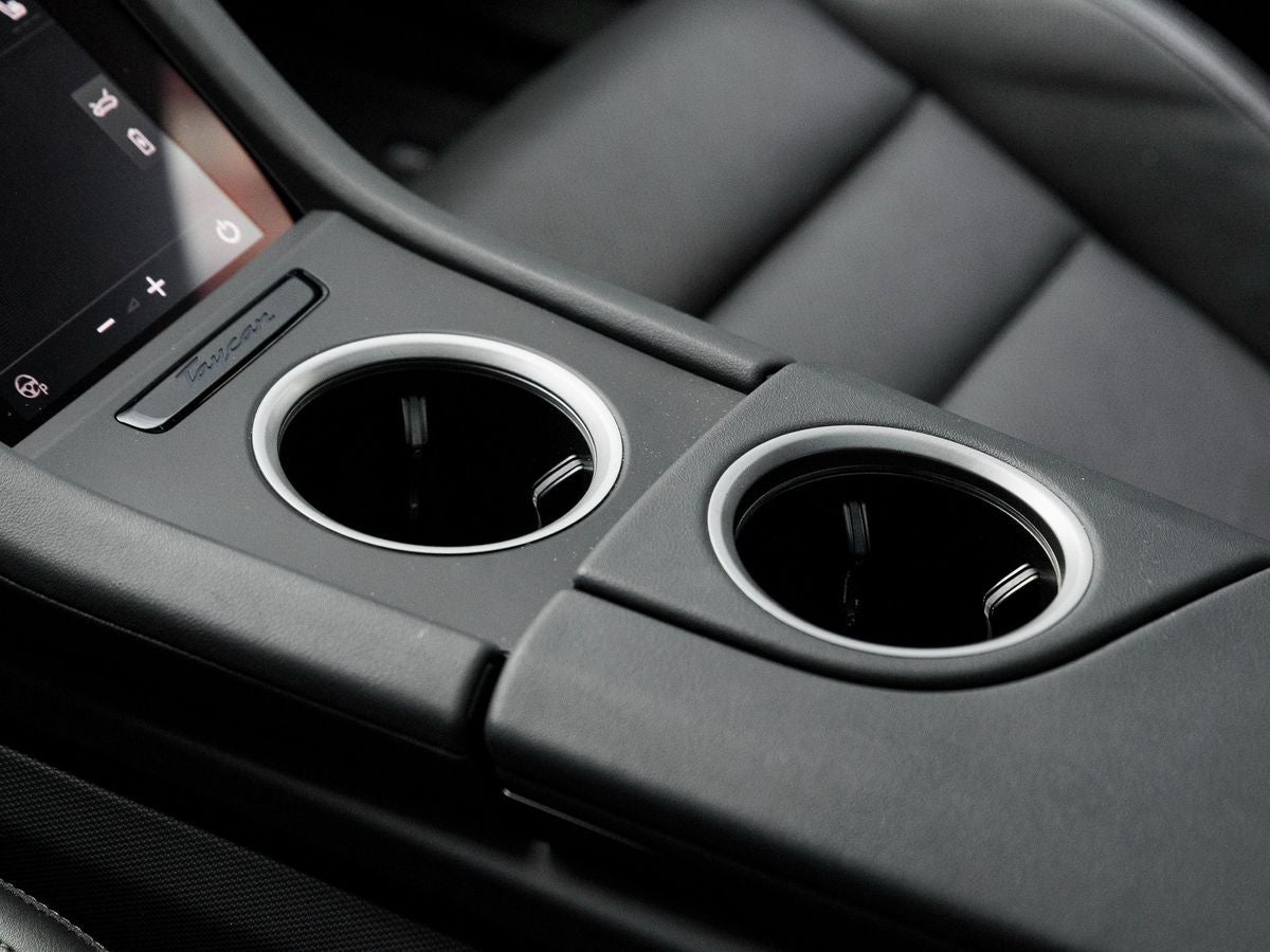 2025 Porsche Taycan 4