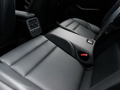 2025 Porsche Taycan 4