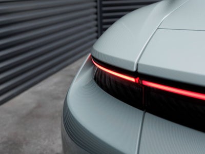2025 Porsche Taycan 4