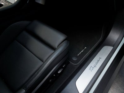 2025 Porsche Taycan 4