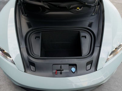 2025 Porsche Taycan 4