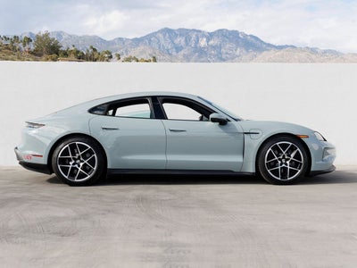 2025 Porsche Taycan 4