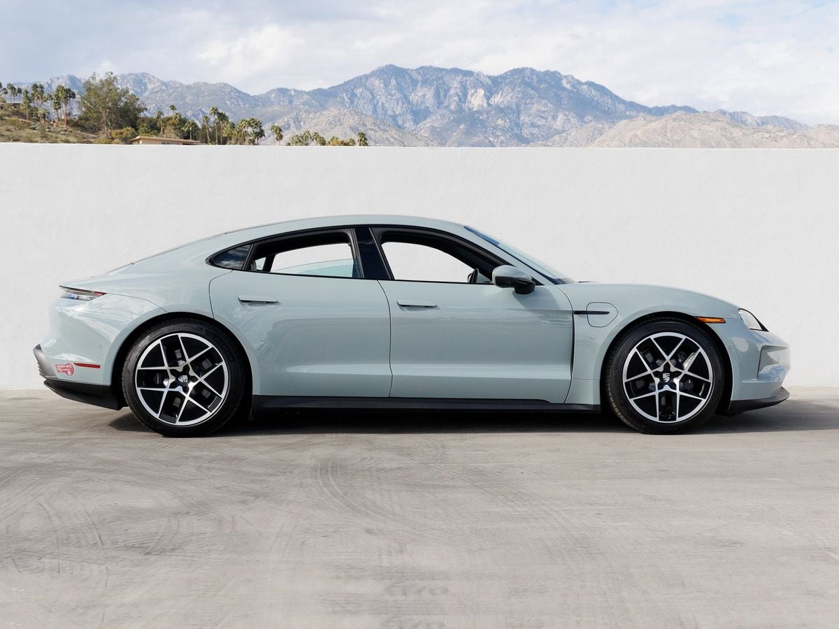 2025 Porsche Taycan 4