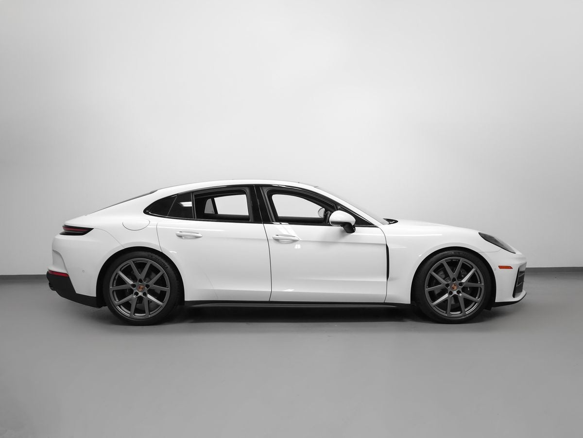 2025 Porsche Panamera Panamera 4